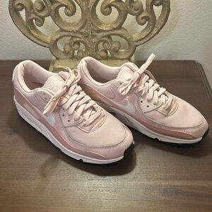Nike Air Max Pink Sneakers